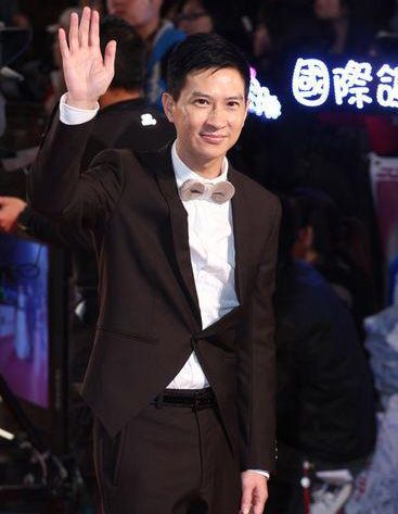 46屆金馬獎(jiǎng)上演“黑白型男會(huì)”(圖)