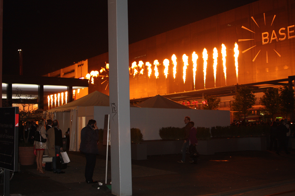 ֮ҹ2011H犱錚չ