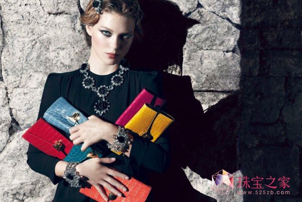 PRADA(_)2012紺錚Ƭ