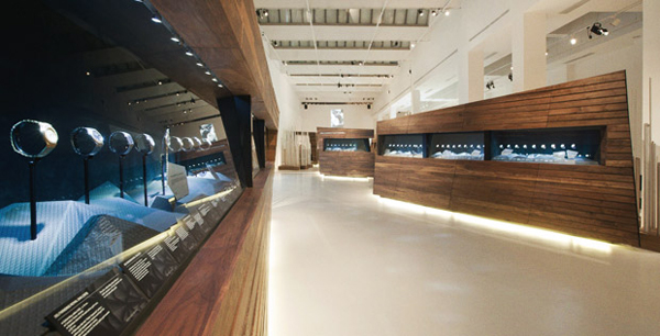 ˴ʮomParco SempioneOld Fashion CafĻ@eУw硢OӋ͕rԼHeýwӛڃŵĚʳRoyal Oakʼ䣩Ĺ¡