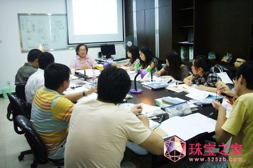 錚WԺڶڲɫʯbcQ2013.01.08-01.13_n