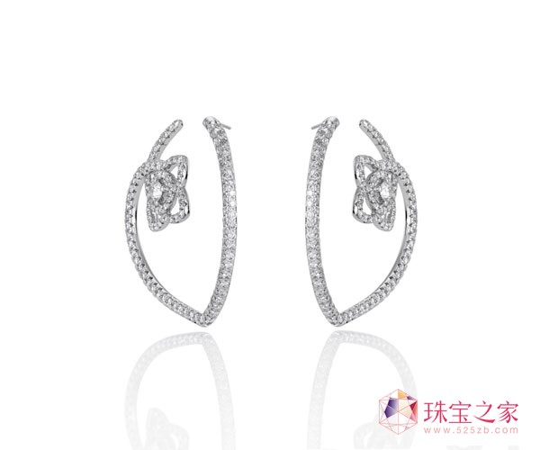 De Beers Enchanted Lotus環狀耳環