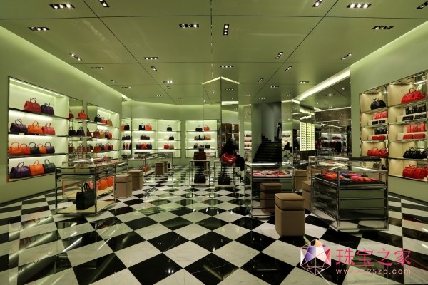 Prada(普拉達)臺北101旗艦店盛大開幕