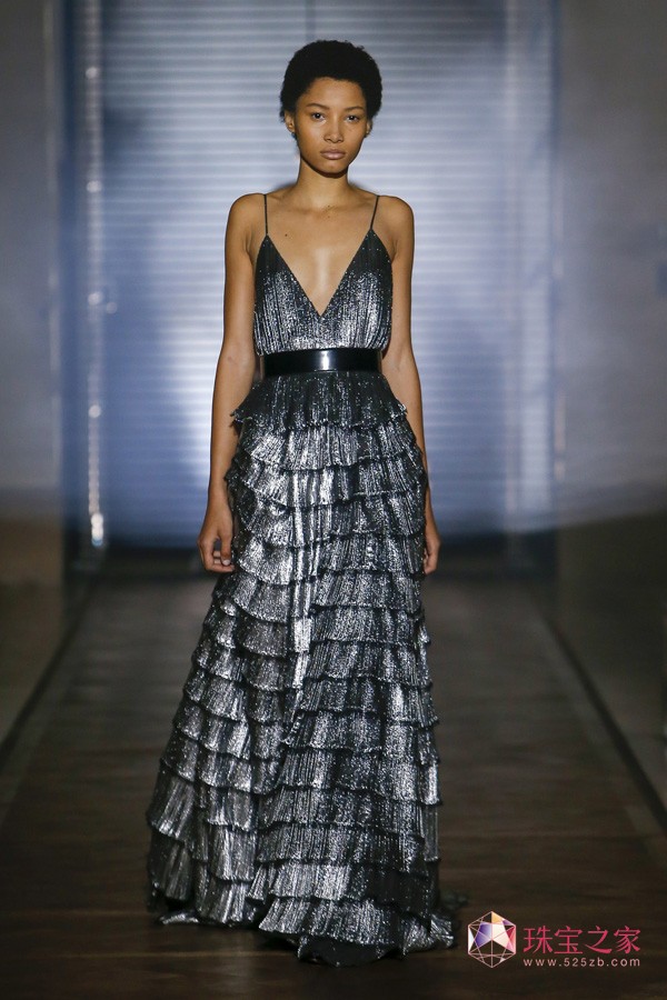 Givenchy 2018ϵи߶r(sh)b